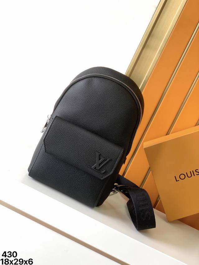 Chest Bag, 430# Top-Grade Original Single This Size Is Just Right, A Very Ns-Sty