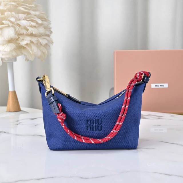 5Ne841, New Denim Lunch Box Bag, Unique Ice Crack Texture, Signature Miu Logo On