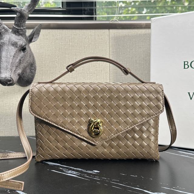 Knot Lock New Series Now Available! Bv's Hottest Early Spring Must-Have Bag! Stu