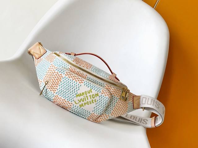 P Dynamic Chip M40736 Top-Tier Authentic Rush Waist Bag. This Rush Waist Bag Is