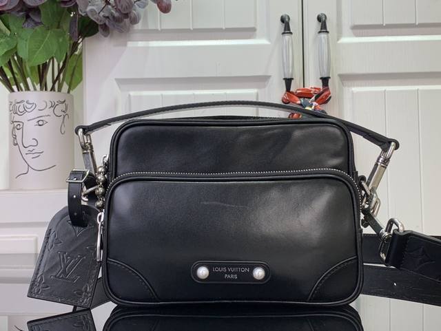 Premium Original Special Offer Nil Handbag M13987 Black Leather This Nil Handbag