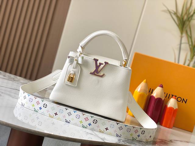 Guangzhou Top-Grade Authentic Capucines Bb Model: 12353 White 33-Color Material: