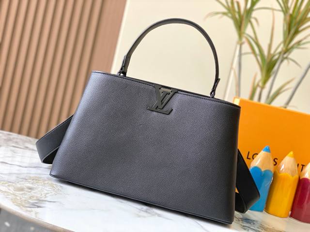 Upgrade Edition M24880 Black This Capucinessouple Large Handbag Features Matte T