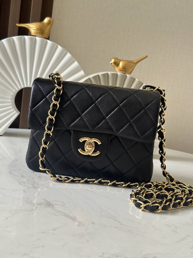 New Arrival! Vintage-Style Square-Shaped Chane1 Bag A Cute And Elegant Piece Tha