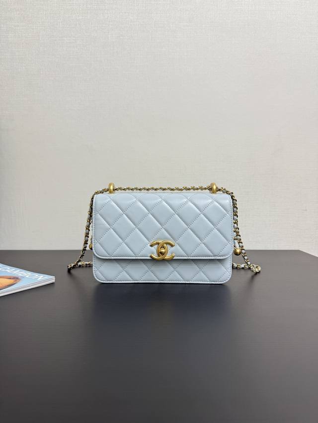 Genuine Leather, In Stock 23Cm Chanel New Double Gold Ball Adjustable Mini 19Cm.