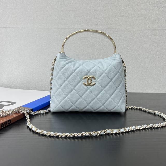 25S New Arrival, Ball-Patterned Cowhide, Steel Bright Gold Hardware, Dimensions: