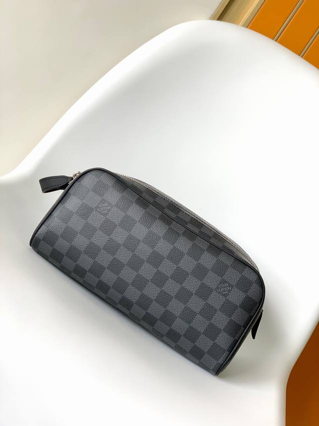 M46354 Black Flower M46696 Waxed Leather N40127 Black Grid M44494 Vintage Flower