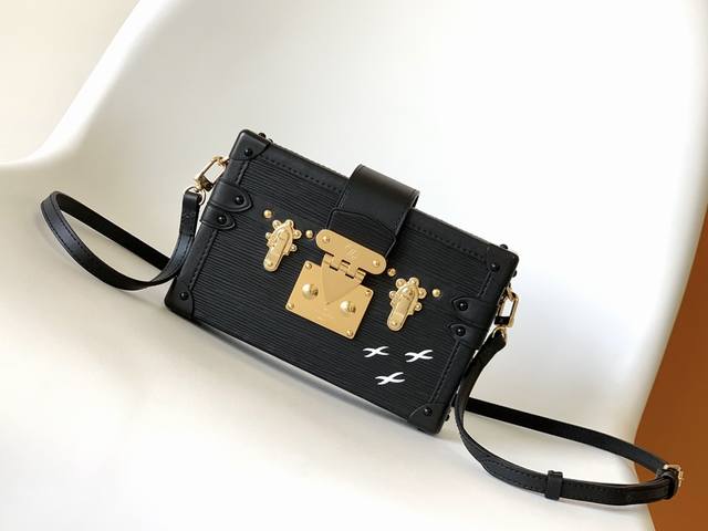 Top-Grade Authentic Piece, Exclusive Real-Life Photos. M20532 Black Water Ripple