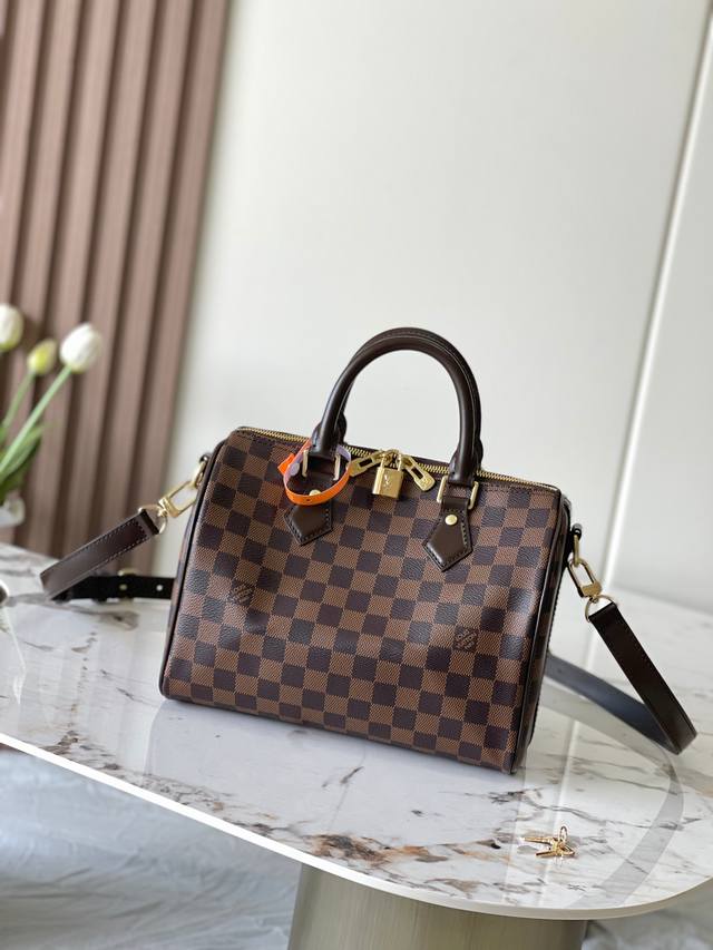 Haiyuan Outer Single, Exclusive Home Shoot, Half Steel Hardware 163C01 Model 411
