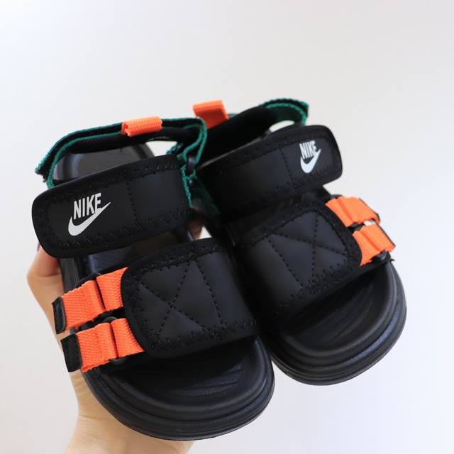 Nk Soft-Soled Velcro Sandals Leather-Look Nylon Composite Upper, A Uniquely Styl