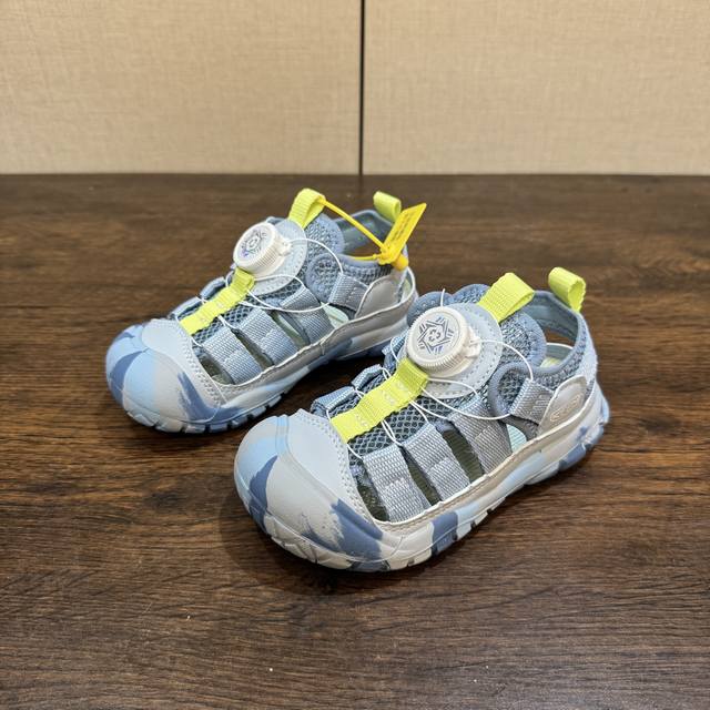Keen New Kids' Shoes 26-37 With Twist Buckle And Sawtooth Rubber Outsole For Str