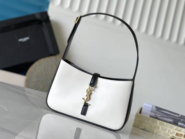 Premium Quality 657228 Cream White With Black Trim, Comes With Full Set Of Lates