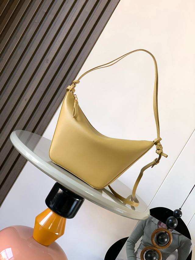 Best-Selling Hammock Hobo Handbag New Hammock Bag, Underarm Bag, Three-In-One: H