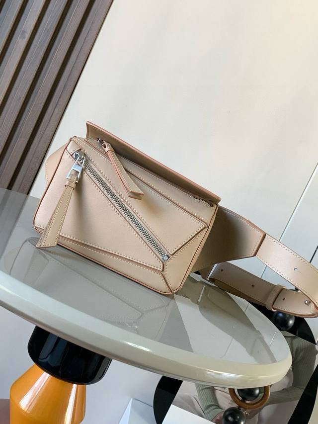 Mini Classic Cowhide Leather Puzzle Waist Bag The Rectangular Shape And Precise