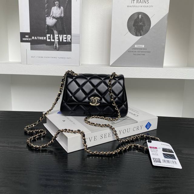 Chane125S Cf Mini Phone Case A P5930 Exudes A Luxurious Feel, Exceptional Value