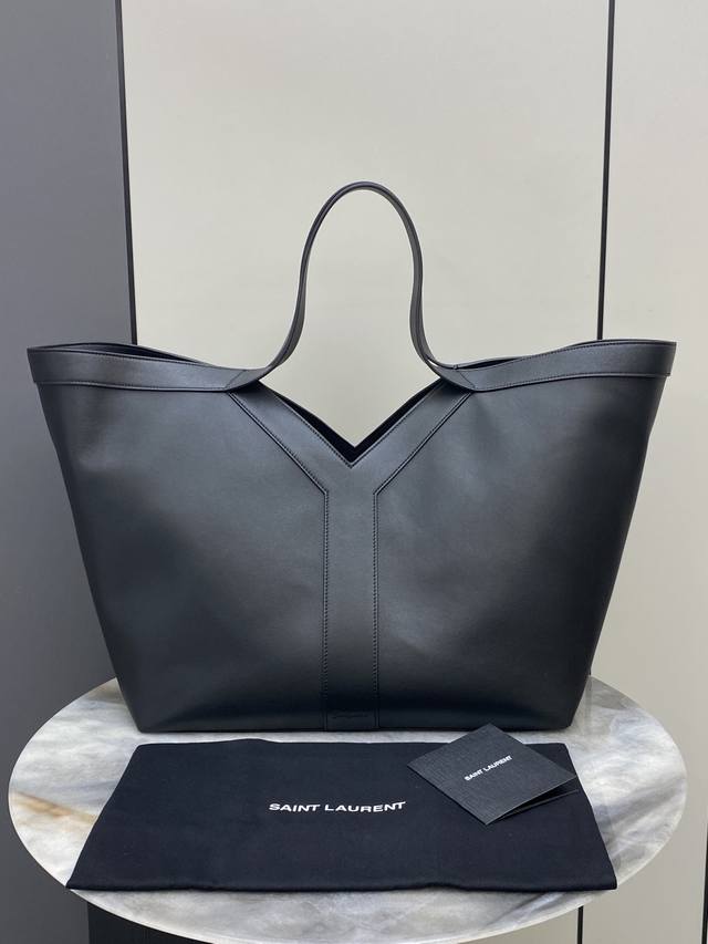 Black Plain Weave, Antique Gold Y-House New Fine Grained Leather Tote Bag! Same-