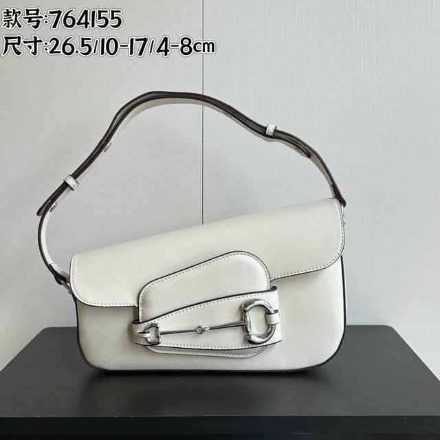 Actual Photo # Style Number: 764155 Size: 26.5 10-17 4-8 Cm 1955 Saddle-Shaped H