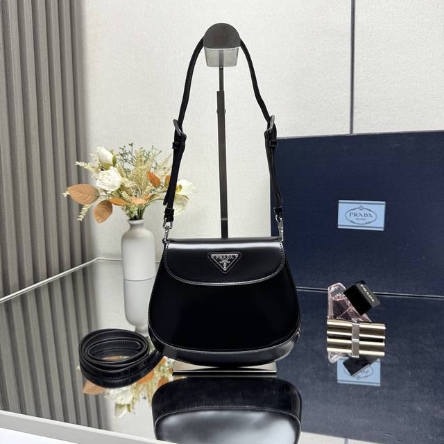 Authentic Grade Top-Tier Original Mini Size 1Bh188Cleo Series Handbag Reinterpre