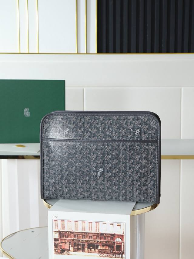 Genuine Leather, Premium Quality, Authentic Product. Goyard Jouvence Toiletry Ba