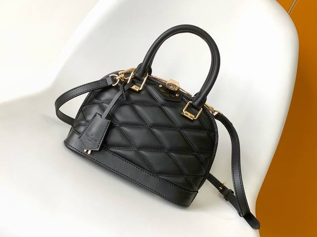 M23666 Blue M23665 Black M23761 Ivory M24453 Pink M83019 Black M24153 Nude Pink