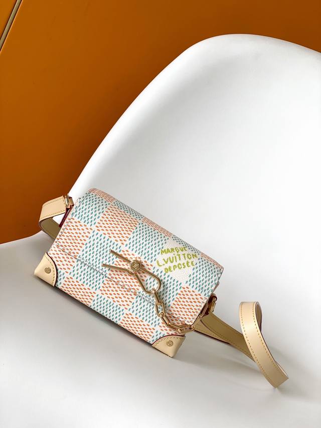 M40674 Variable Code Chip This Steamer Mini Handbag Is Crafted From Damier Herit
