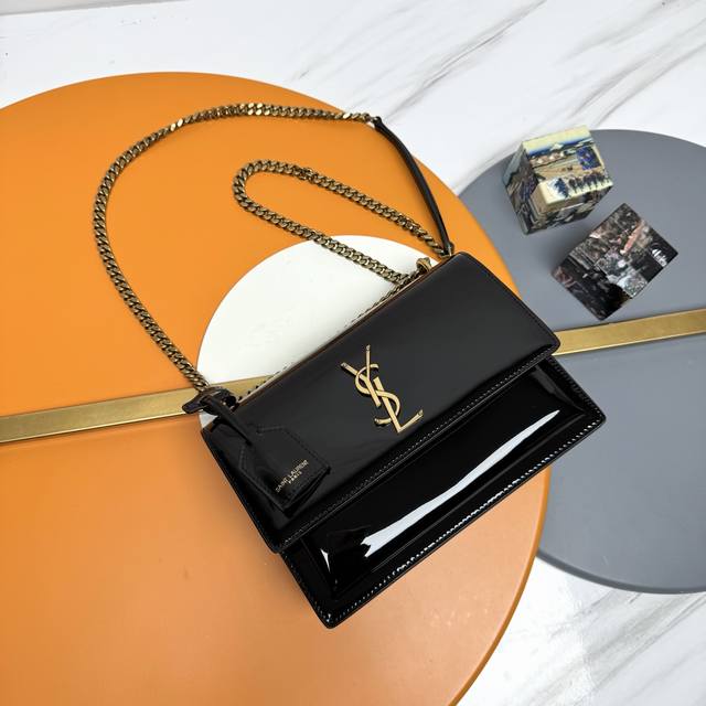 Black Lacquered Leather With Antique Gold #Classic Luxury Glossy Lacquered Leath