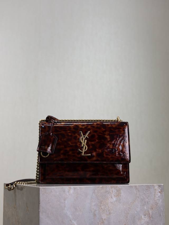 Leopard-Print Lacquered Leather With Gold Buckles Sunset 22Cm_ The Timeless Clas