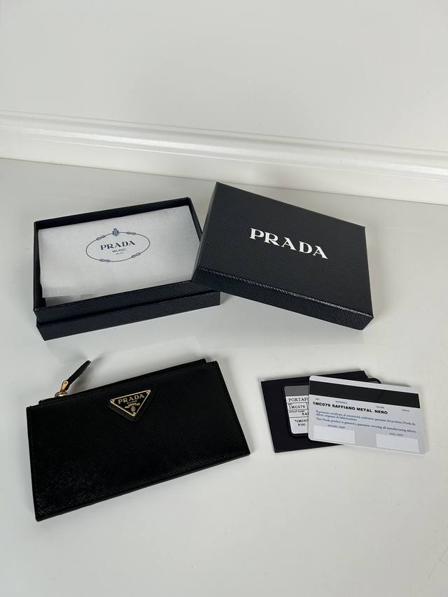 P Cross Pattern Card Holder, Model: 1Mc079, Unisex, 6 Card Slots With Extra-Larg
