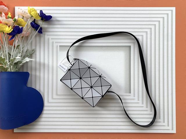 Price. Highest Version, Genuine Leather, Top-Tier Original Design, Complete Stor
