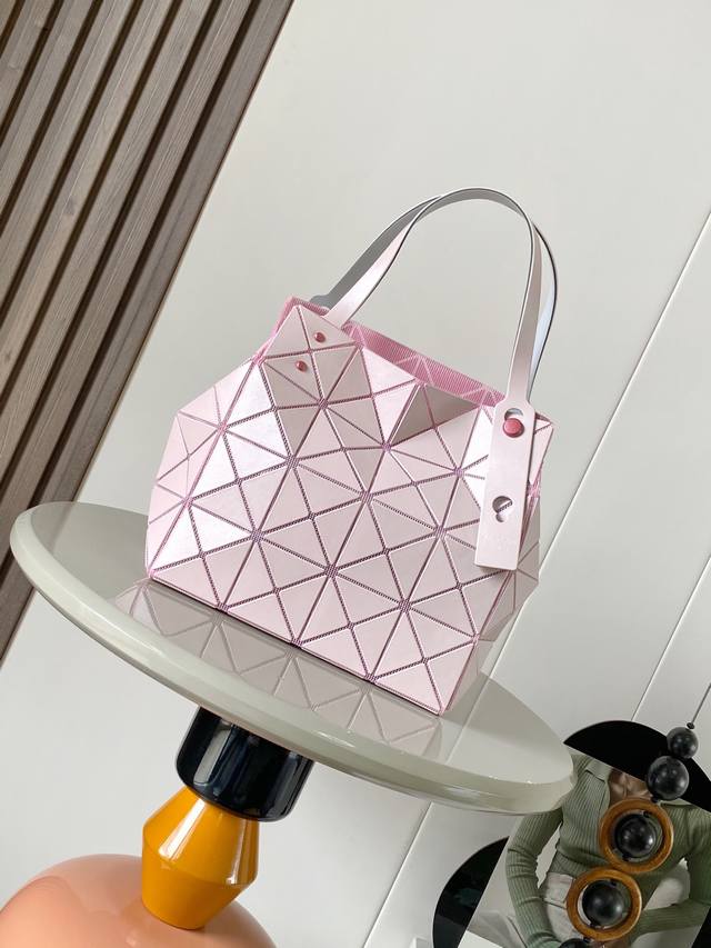 Factory Price. Highest Version Original Factory Leather Top-Grade Single Piece W