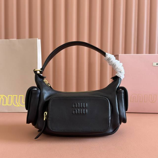 Configuration: Full Set Of Original Store Packaging, Premium Hardware, Genuine L