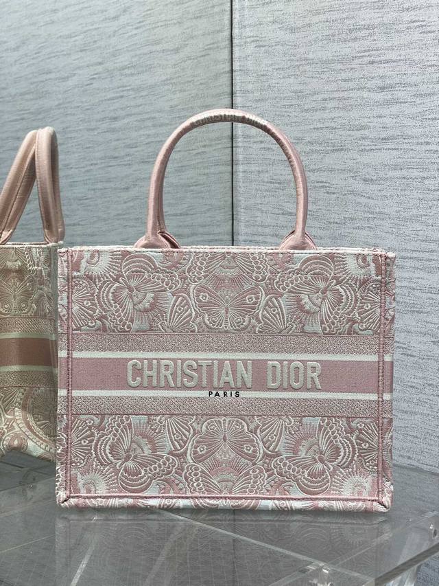 Original Factory With Full Set Of Original Packaging, Medium Size In Stock, Late
