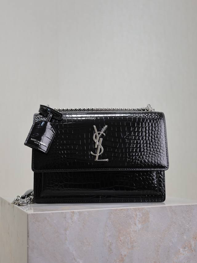 Black Crocodile Pattern With Silver Buckle Sunset 22Cm The Timeless Classic Suns