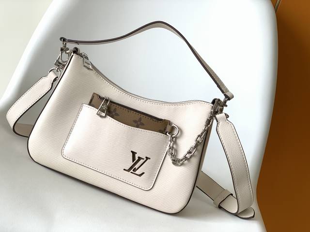 Top-Grain Leather, Premium Original Piece, Exclusive Real-Shot Photos. 59486 Blu