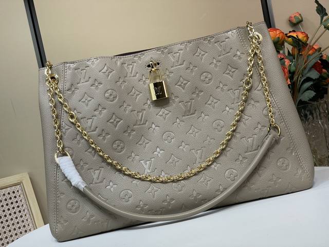 Top-Quality Authentic Replica Exclusive Photos Anytime Medium-Sized Handbag M143