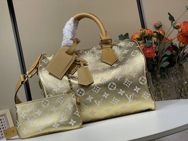 Top-Tier Authentic Replica Exclusive Photos Speedy P10 Bandouli Re 30 Handbag M1