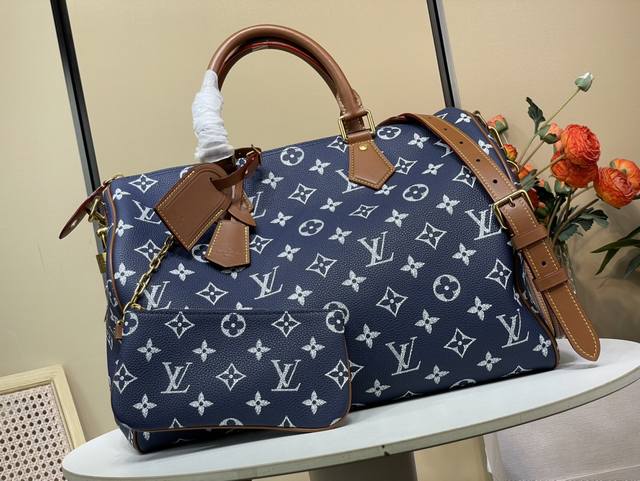 Top-Tier Authentic Replica Exclusive Real-Shot Speedy P10 Bandouli Re40 Handbag