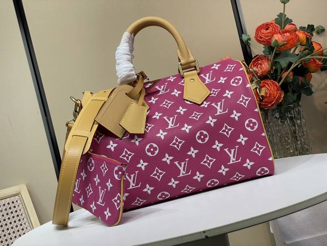 Top-Tier Authentic Replica Exclusive Real-Shot Speedy P10 Bandouli Re 30 Handbag