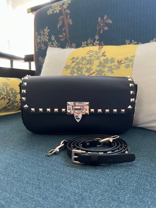 Model: 2070 Garavani Rockstud Grained Calfskin Handbag With Signature Hook Clasp
