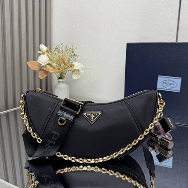 Premium Original New Moon Bag 1Bh222 Multi-Functional Crossbody Bag This Re-Nylo