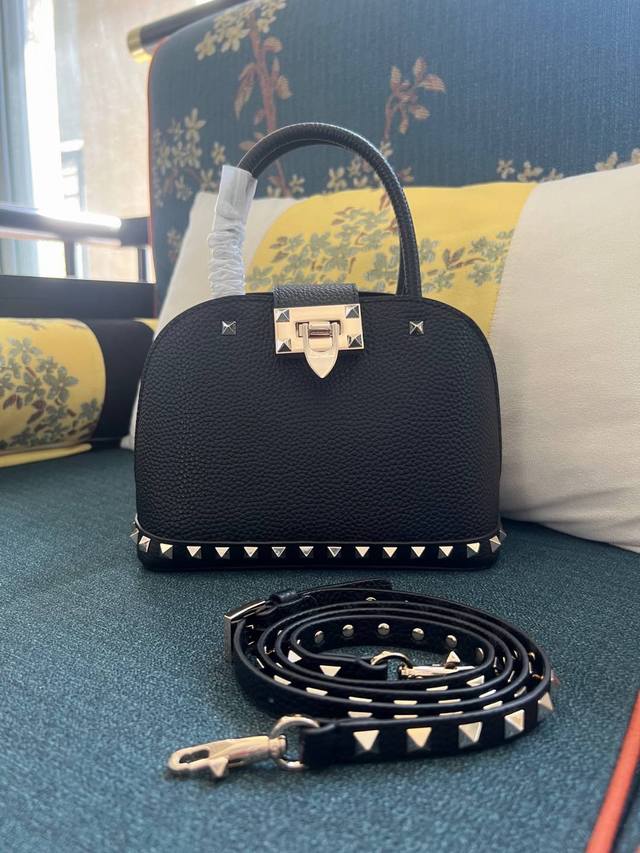 Model: 2069 Garavani Rockstud Grained Calfskin Handbag, Featuring A Removable Sh