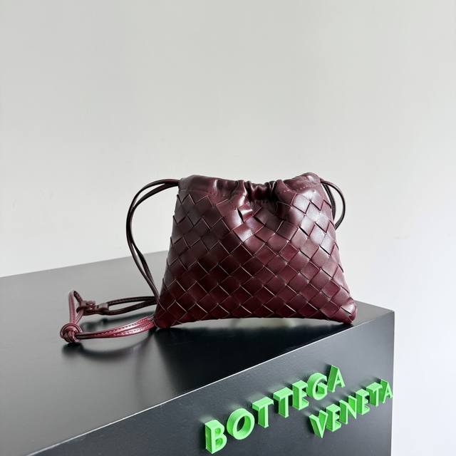 bottega Veneta Dustbag Mini Size Is Officially Launched. It Still Continues T