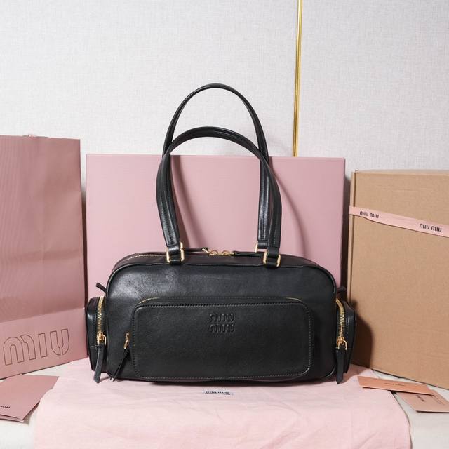 bb175 Miu's New Product Features A Second-Hand Motorcycle Bag Made With Heavy