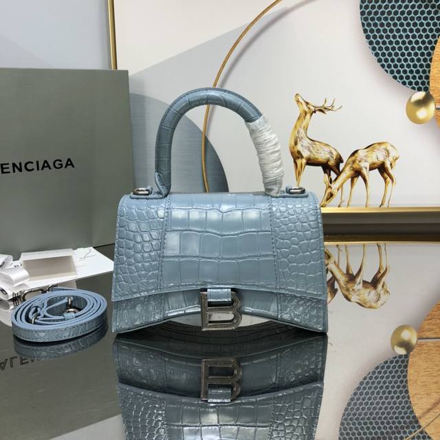 Haze Blue Crocodile Xs# Grandly Launch The Balenciaga Parisian Family Purchasing