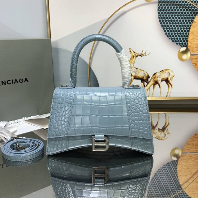 Haze Blue Crocodile S# Grandly Launch The Balenciaga Parisian Family Purchasing