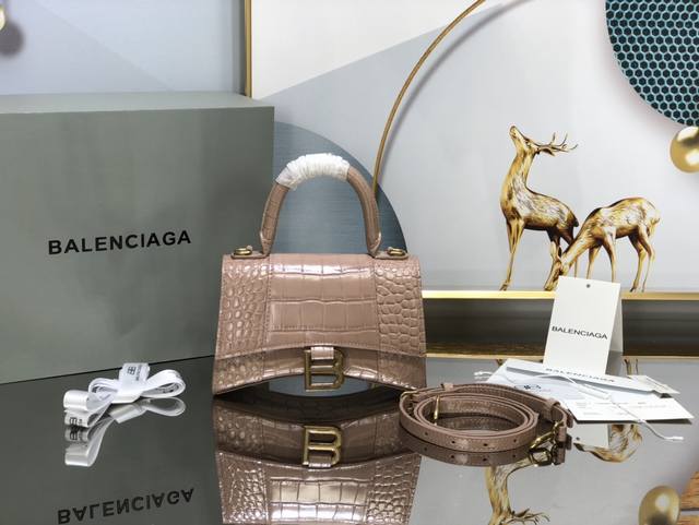 Nude Pink Crocodile Pattern Xs# Grandly Launch The Balenciaga Parisian Family Pu