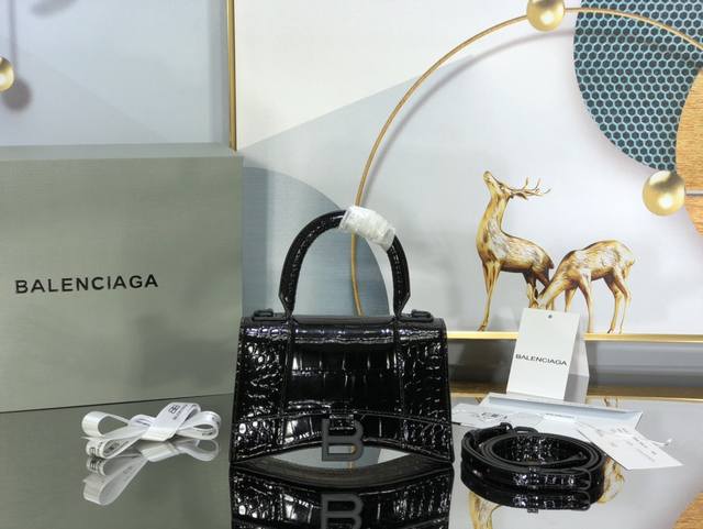 Black Buckle Crocodile Pattern Xs#Grand Launch Of Balenciaga Paris Family Purcha