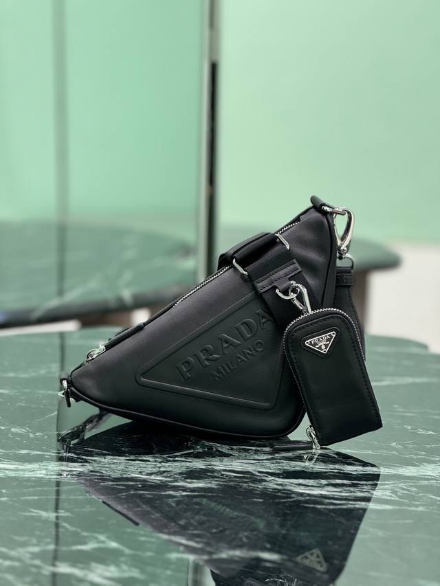 prada Calfskin Triangle Bag Made Of Imported Calfskin, Soft And Delicate, Sup