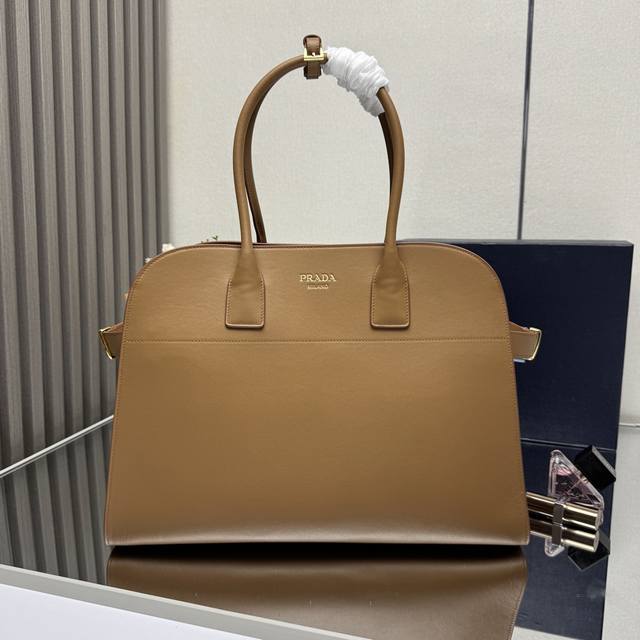Top Original Large Size 40Cm New Tote Bag 1Bg508 Has Arrived. This Tote Bag Has