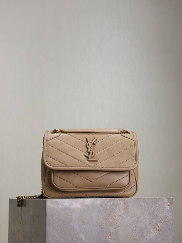 niki 22Cm Apricot Lambskin The Spring And Summer Lambskin Niki Metal Chain Ha
